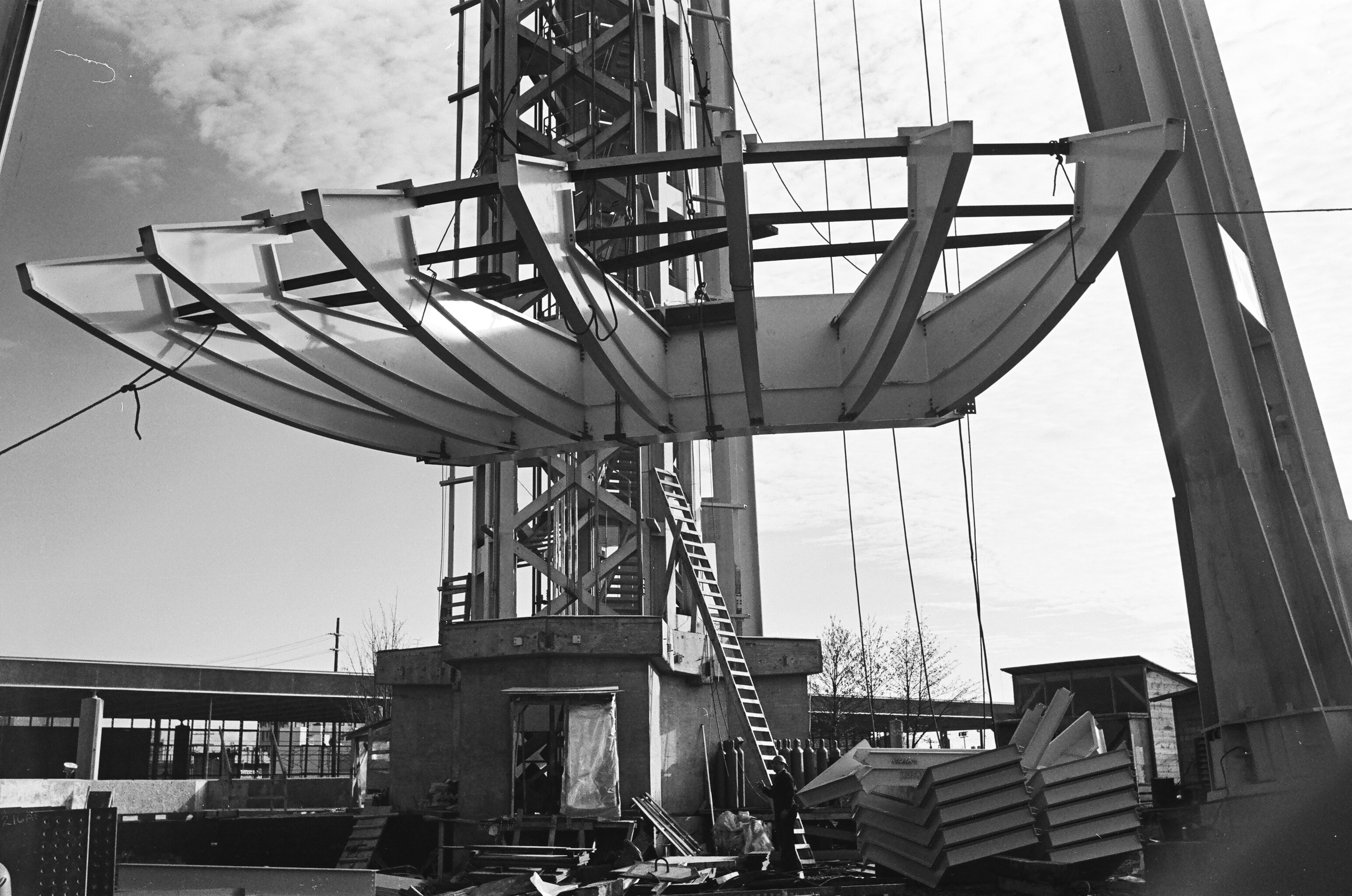 2,400 historic photos of the space needle being built