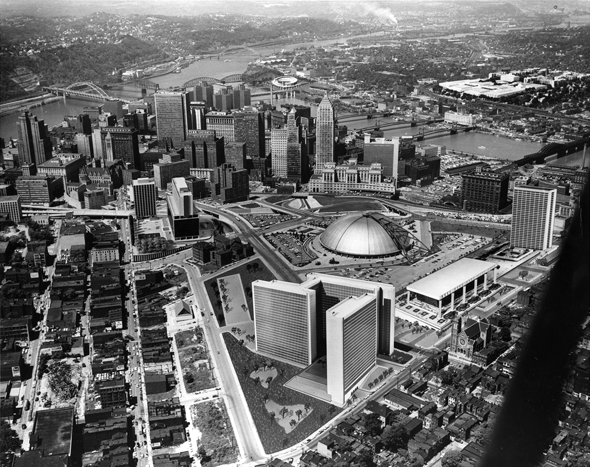 匹兹堡地平线的空中照片与拼贴的在建筑设计
