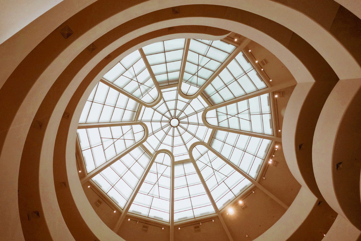 纽约古根海姆博物馆的螺旋形天窗
