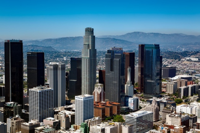 洛杉矶天际线反对山背景，Aia大会2020年被举行