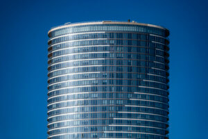 椭圆公寓大厦的图象由Arquitectonica