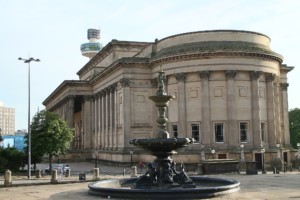 一个历史的图书馆大厦在利物浦，英国