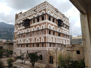 恢复了一个宫殿大厦的外观，在泰兹，也门