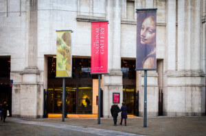 伦敦博物馆的入口，国家美术馆，横幅