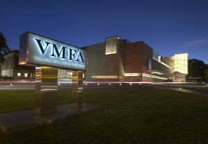 现代博物馆侧翼的外观，上面有“弗吉尼亚美术博物馆”的标志