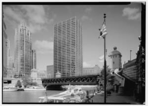芝加哥天际线的历史性b&w照片，包括SOM的公平大厦