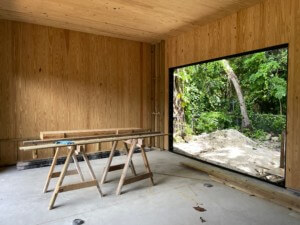 在迈阿密，一座CLT木材房屋正在建造中